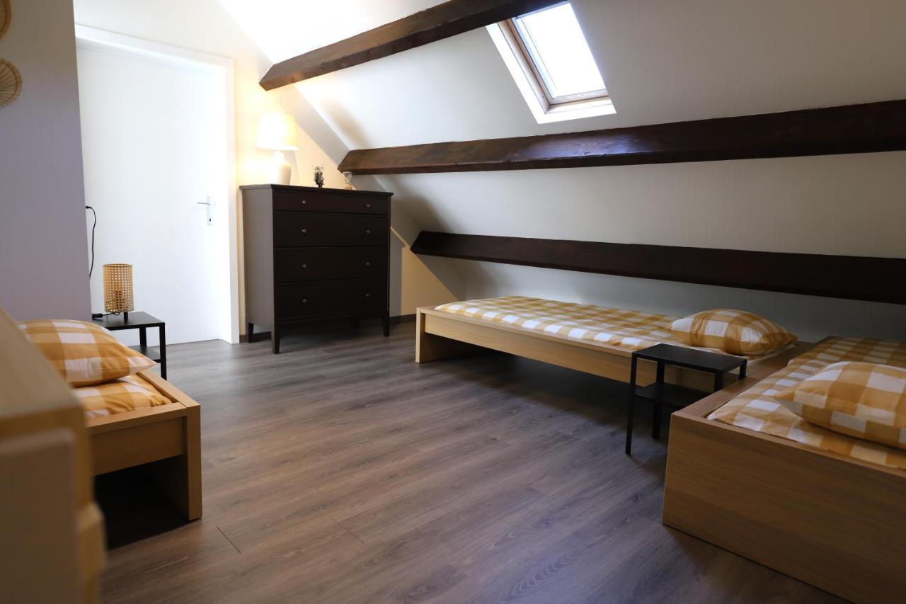 Aux Berges Du Bocq Villa Yvoir Екстериор снимка